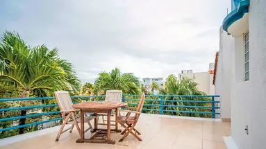 Captain Don's Habitat
