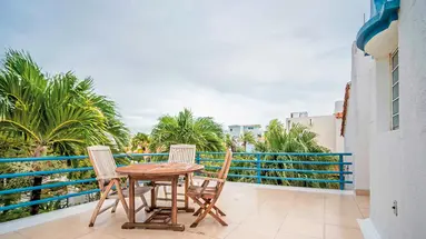 Captain Don's Habitat