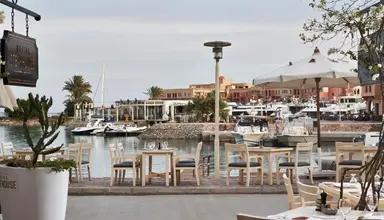 Captain's Inn
