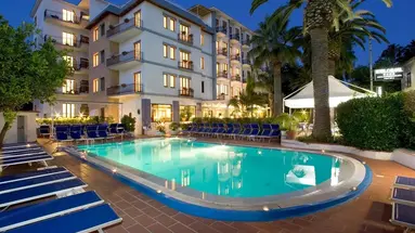 Caravel (Sant' Agnello)