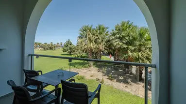 Caravia Beach & Bungalows
