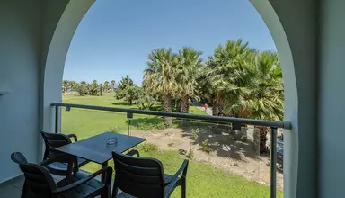 Caravia Beach & Bungalows