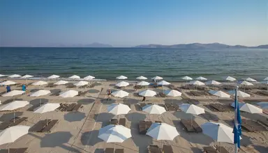Caravia Beach & Bungalows
