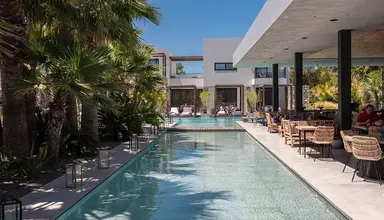 Caravia Beach & Bungalows
