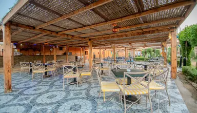 Cardina Resort by Sunrise