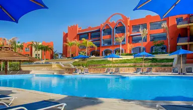 Cardina Resort by Sunrise