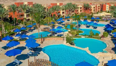 Cardina Resort by Sunrise