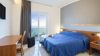 Carlton Riviera
