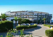 Carlton Riviera