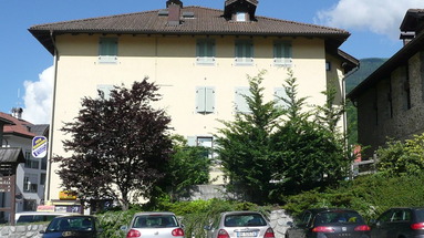 Carola