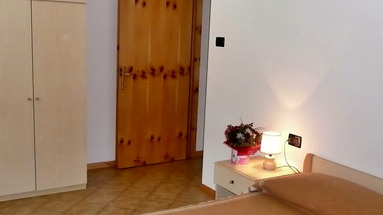 Carola