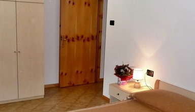 Carola