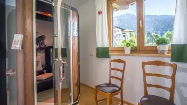 Carolin