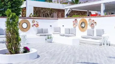 Casa & Blanca Boutique