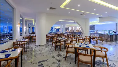Casa Blue Luxury Resort