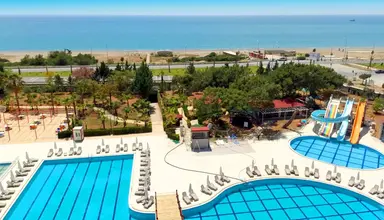 Casa Fora Beach Resort