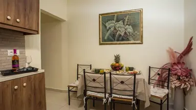 Casa Lyristis