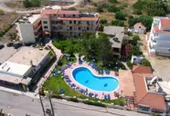 Casa Lyristis