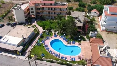 Casa Lyristis
