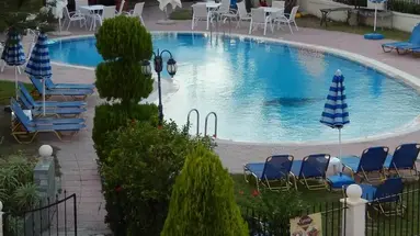 Casa Lyristis