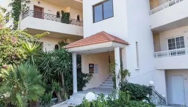 Casa Lyristis