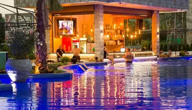 Cascadas Family Resort