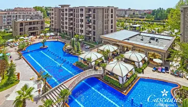 Cascadas Family Resort
