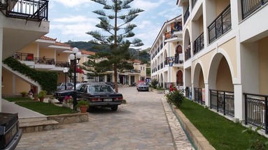 Castello Beach  (Argassi)