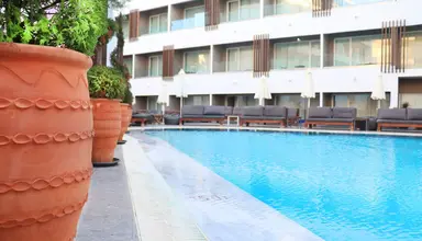 Castellum Suites