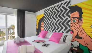 Casual Pop Art Benidorm