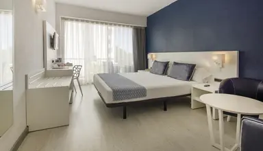 Catalonia del Mar