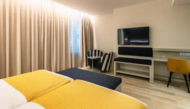 Catalonia Porto