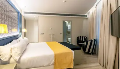Catalonia Porto
