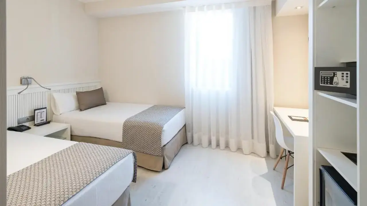 Catalonia Roma