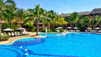Catalonia Yucatan Beach