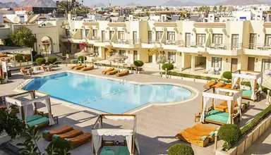 Cataract Layalina & Resort