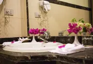 Cataract Layalina & Resort