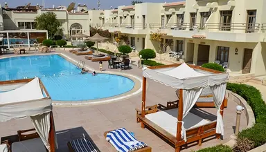 Cataract Layalina & Resort