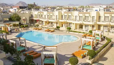 Cataract Layalina & Resort