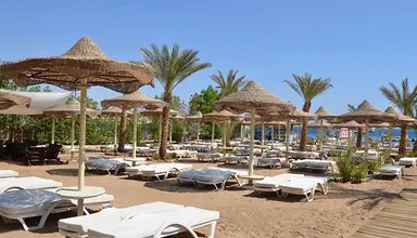 Cataract Layalina & Resort