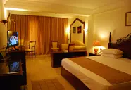 Cataract Layalina & Resort