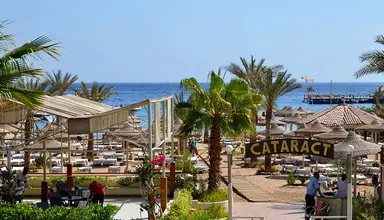 Cataract Layalina & Resort