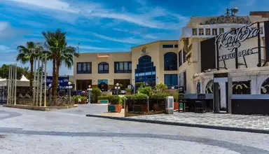 Cataract Resort