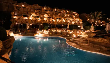 Caves Beach Resort
