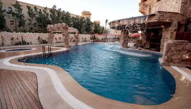 Caves Beach Resort