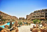 Caves Beach Resort