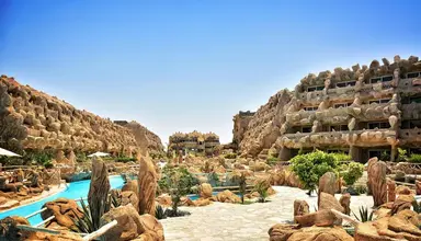 Caves Beach Resort