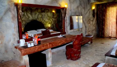 Caves Beach Resort