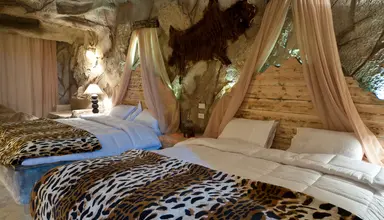 Caves Beach Resort