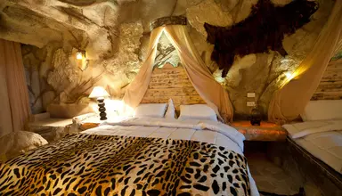 Caves Beach Resort